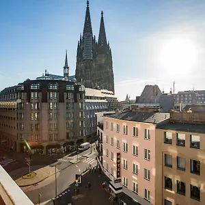 Boutique 003 Am Dom, Trademark Collection By Wyndham Otel Köln